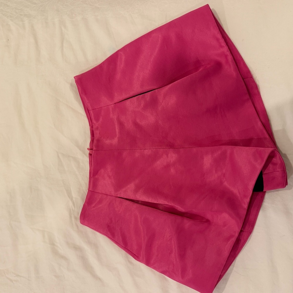 Zara Fuchsia Shorts